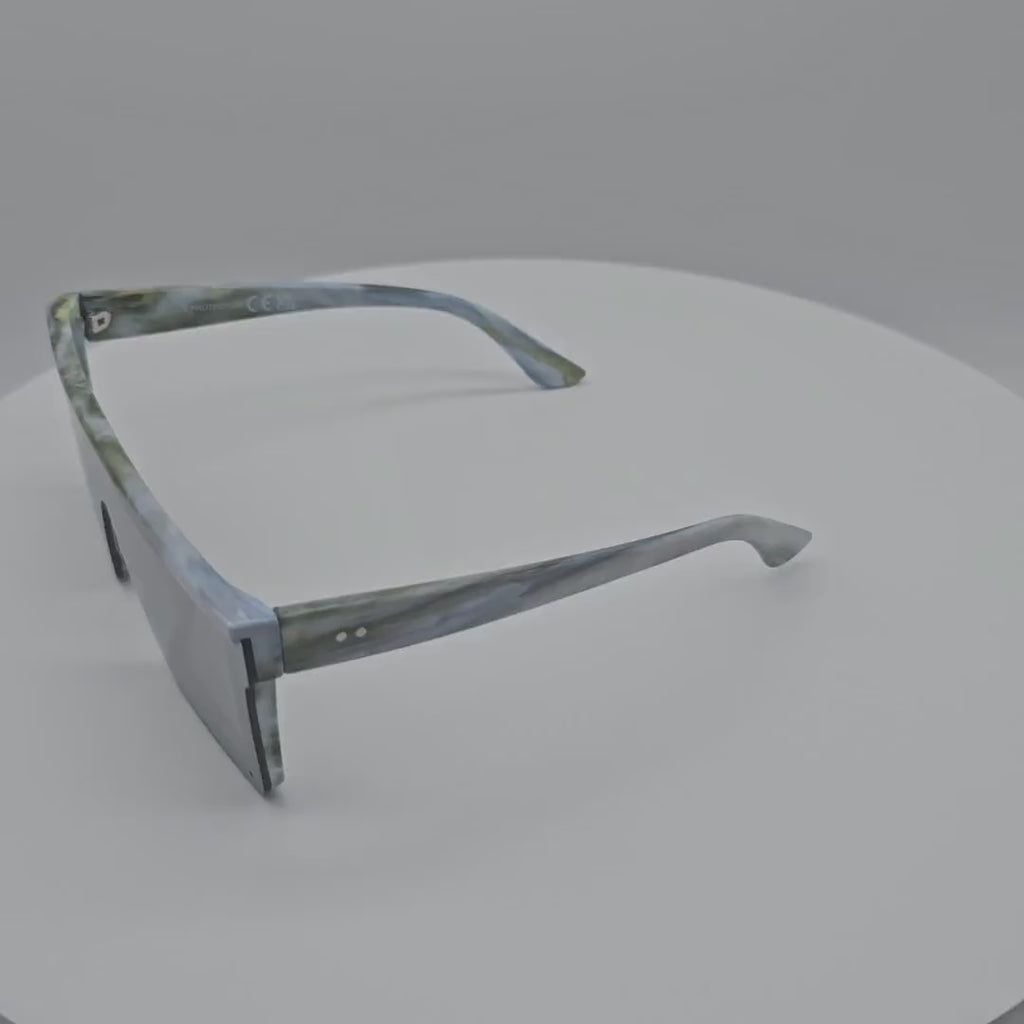 VSA001-BH One Piece PC Wholesale Designer Sunglasses for Women 2 Dozen (24pcs)