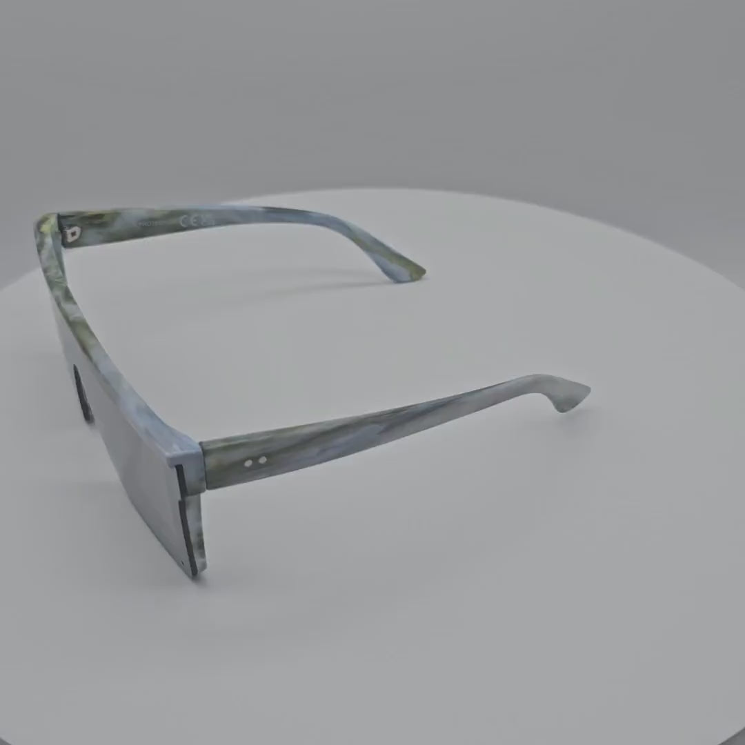 VSA001-BH One Piece PC Wholesale Designer Sunglasses for Women 2 Dozen (24pcs)