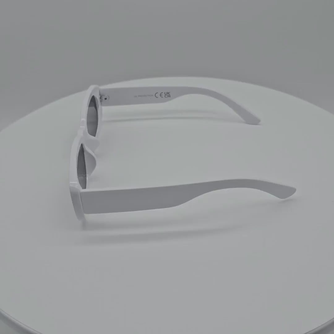 V090070-WT Wholesale Plastic White Rectangle Sunglasses for Women & Men 2 Dozen (24pcs)